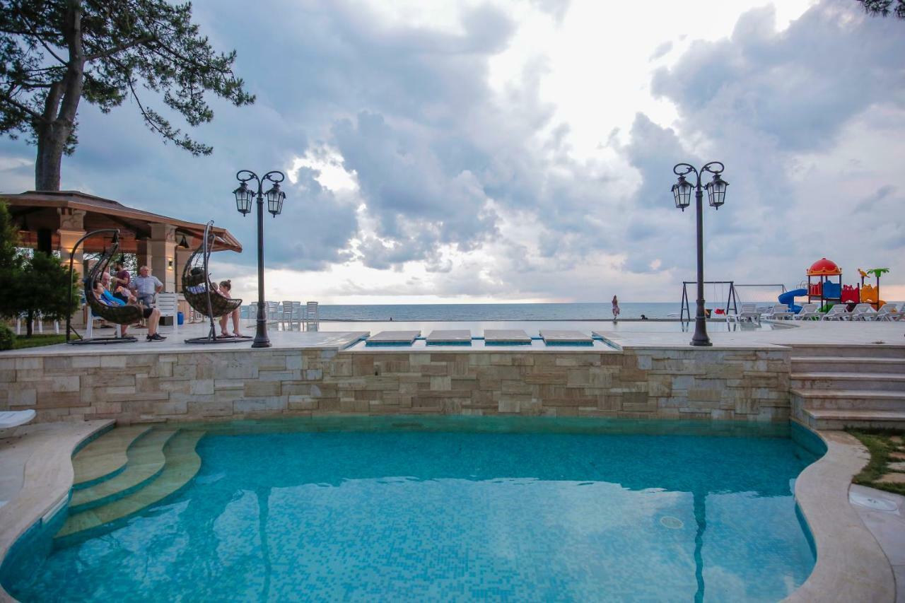 Black Sea Riviera Hotel Shekhvetili Exterior photo